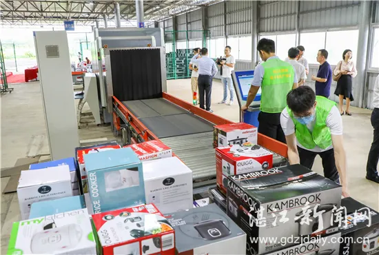 首创！大旗与合作伙伴携手打通跨境电商东盟陆路通道